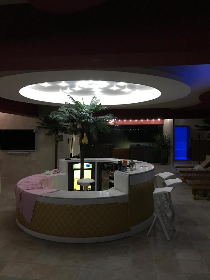 Hotel Cabana Spa & Relax Bar พลอฟดิฟ ภายนอก รูปภาพ